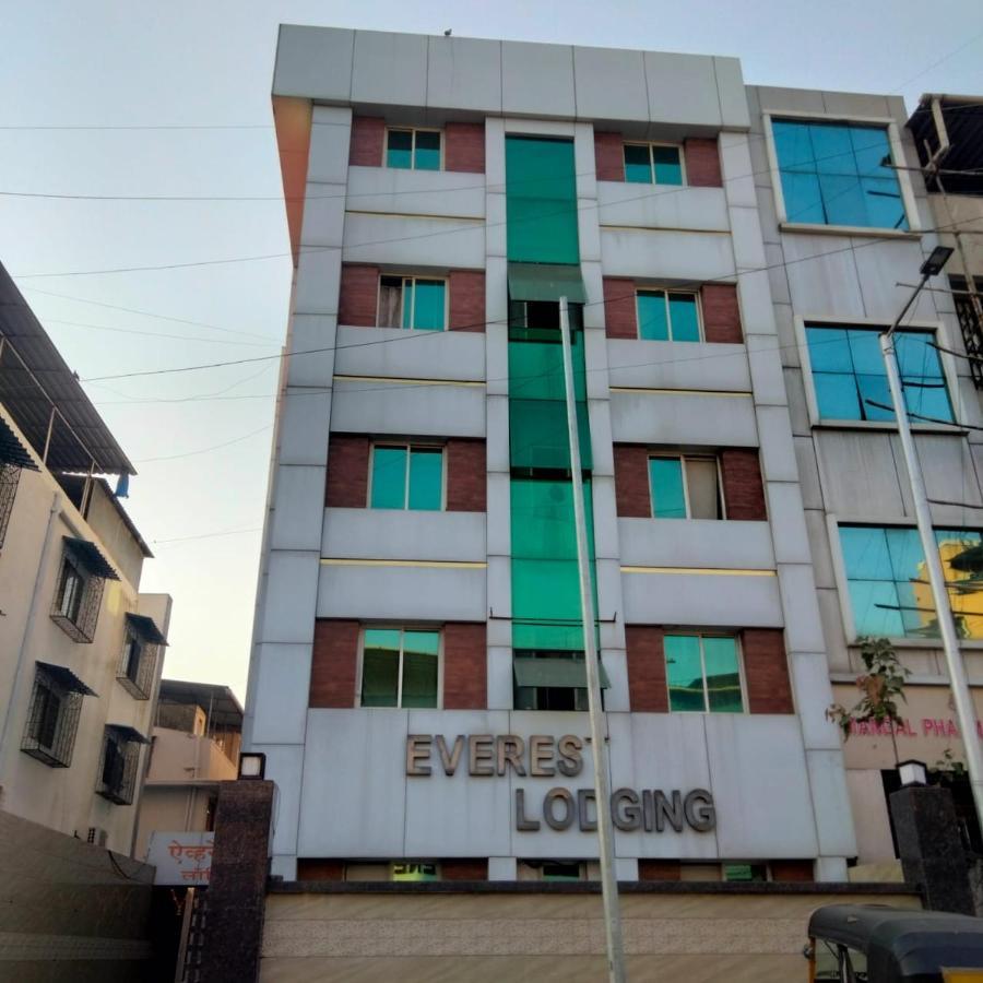 Hotel Everest Lodging Navi Mumbai Kültér fotó